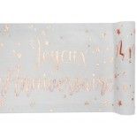 SANTEX 5668-20-30, Chemin de table Joyeux Anniversaire coton métallisé Blanc/Or rose